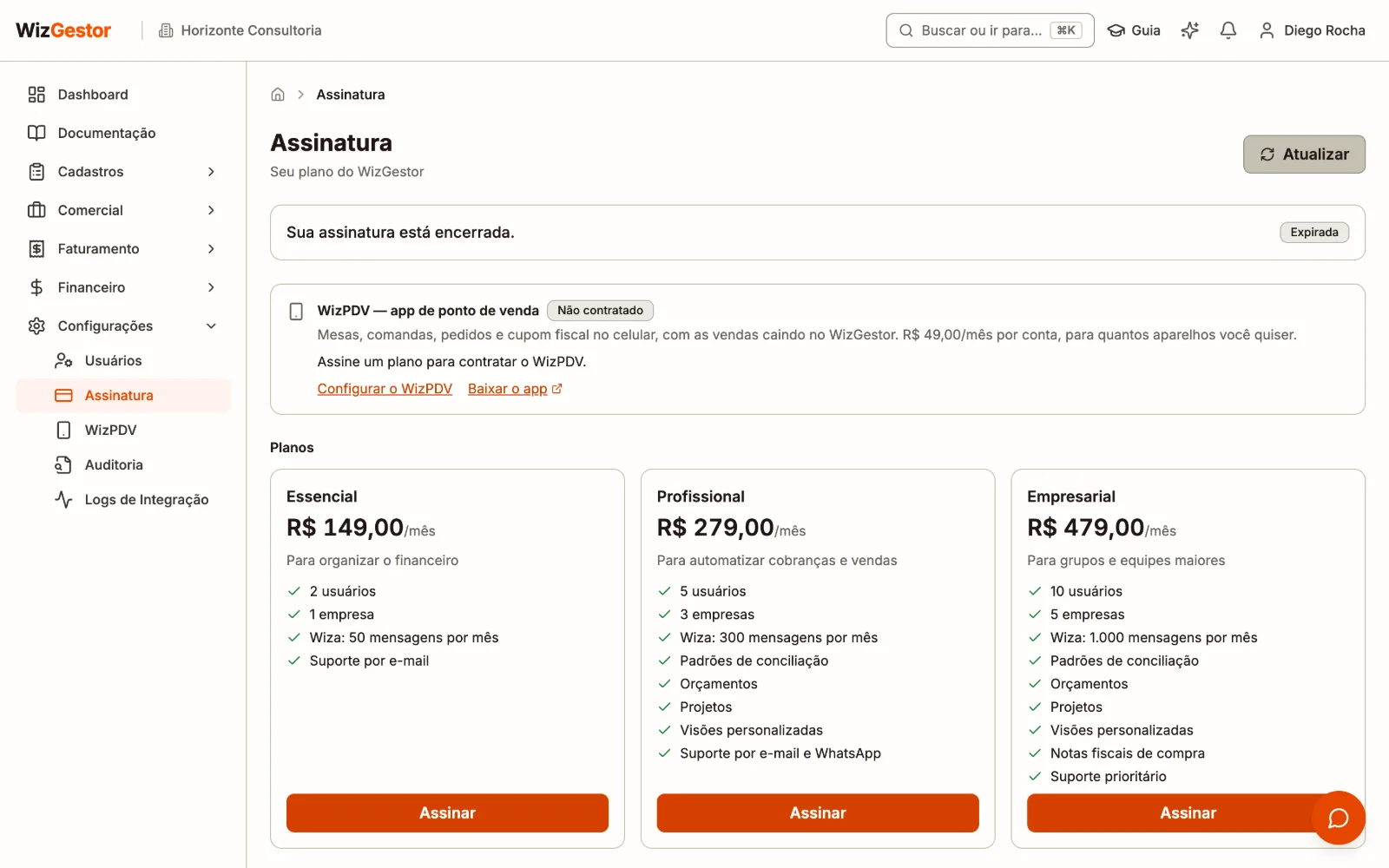 Tela de assinatura com a situação da conta, o uso do plano e os planos disponíveis
