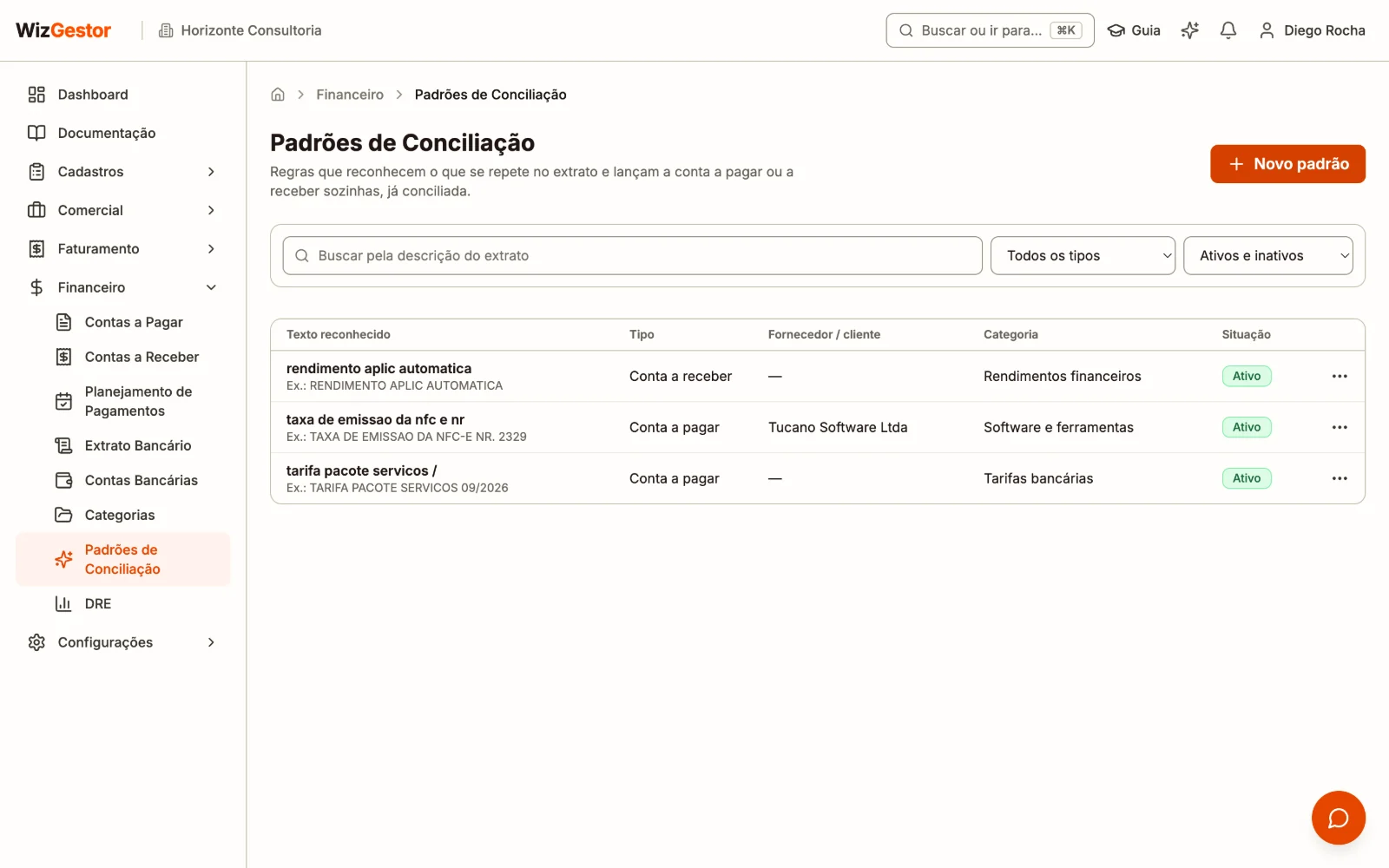 Lista de padrões de conciliação com descrição reconhecida, tipo, fornecedor, categoria e aplicações